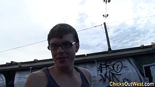 hairy aussie gf gets intimate oral outdoors