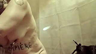 2021 07 09 esclave f la lâche bottes 😈