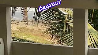 Emotional pussy flash at beach resort