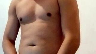 I Couldn't Resist and Masturbated in My Friend's Room During a Massage!