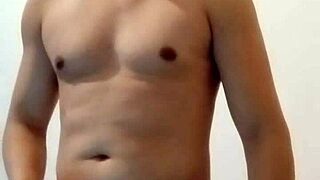 I Couldn't Resist and Masturbated in My Friend's Room During a Massage!