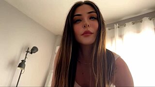 un regalo para mi padrastro caliente cabalgo en su polla hasta tener un orgasmo