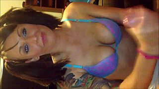 Beautiful Blue-Eyed Teen Performs Amateur Blowjob in Homemade Sex Tape