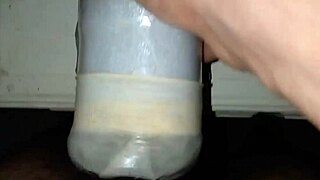 Cuming on top of a homemade pussy summer wank