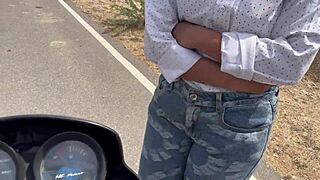 Corporate Lady Worker Fucked By Colleague After Asking For Lift!