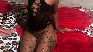 Subtle request for muscular guy to enjoy tasty ass, he cums inside