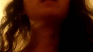 amateur asian girlfriend fucks for fun