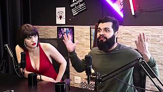 Lady Snow and Lord Kenobi's Sensual Cast Moments