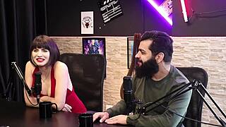 Lady Snow and Lord Kenobi's Sensual Cast Moments