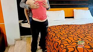 Deliciosa casada liberal orgasmo y squirt anal y vaginal 1