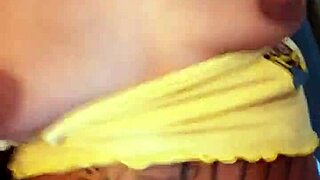 i love watching this hot brunette fucking on the swing chair, it's so intense