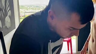 Viendo el pasaje mi hermanastra se pone ganosa de meterle mi gran polla historia completa