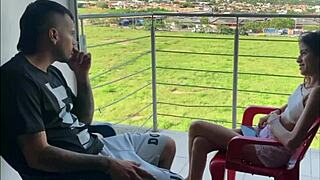 Viendo el pasaje mi hermanastra se pone ganosa de meterle mi gran polla historia completa