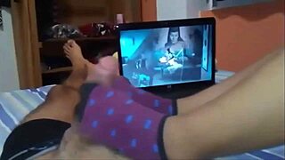 My feet and mouth open the door to exclusive pleasure!