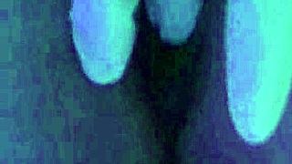 Estoy antojada de una gran verga jugosa