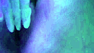 Estoy antojada de una gran verga jugosa