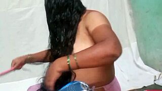 Indian housewife gives hot blowjob