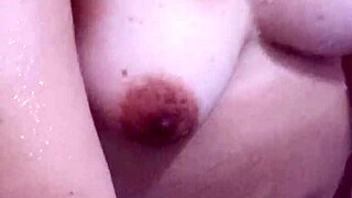 Hot cum drips on eager skin