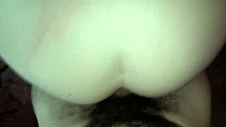 mi hermanastra en pose de perrito argentina rubia super caliente tetona