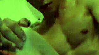 Does this cute babe ever stop squirting during intense fuck?