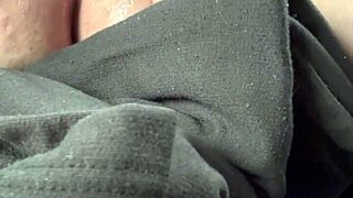 getting myself so wet solo close up