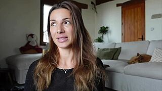 Roxy Fox Delivers Intense Cum Eating Instructions In CEI Tutorial