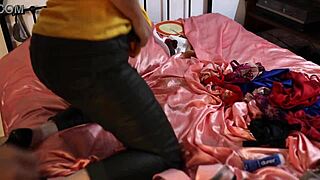 Milf Squirting with Lush Toy Inside Pussy