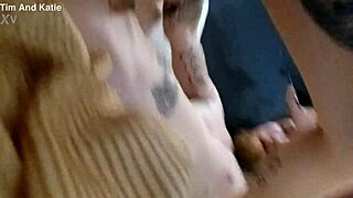 stretch my pussy with that big cock 😏