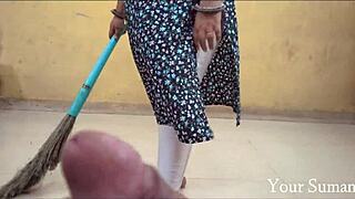 Custom Video Malik Ne Apni Sexy Kambali Se Blowjob Karaya