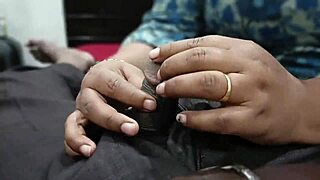 Apni Stepsister Ke Muh Me De Diya