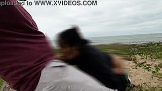 dia de anal na praia com voyeurs safados