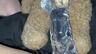 Arabian snowwhite fucks herself with glass dildo in los angeles