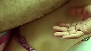 aurora riding hunter666's cock 😍