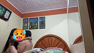 Esposo offers me as puta to his mature friend for money