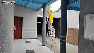 Oh, the bosses receive the visitor naked!