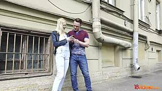 18वीडियोज पर चश्मा वाली टीन 18+ एव्रोरा स्काई को राइडिंग और ब्लोजॉब के बाद फेशियल कमशॉट 😏