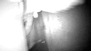 Brazilian Housewife Asks To Enter And Fuck In The Glory Hole Booth