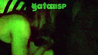 casada dá para o macho dentro do carro na rua enquanto corno dirige