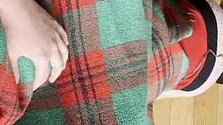 Shy neighbor performs cunnilingus under the blanket