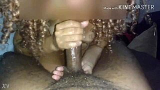 hotwife getting a facial cumshot on her face 😏