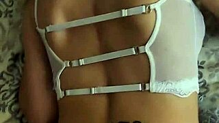 the story of my cheating girlfriend with friends