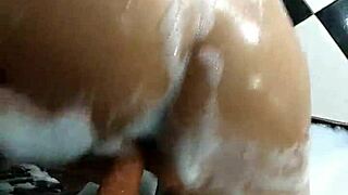 Morena Gaucha Masturbates And Orgasms In Motel Bathtub