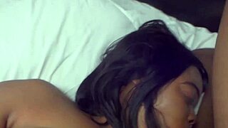 Big Boobs Lady Begs for Morning Sex 😍