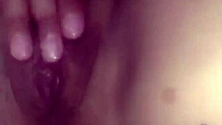 Fico Imaginando Um Pau Entrando Em Mim Bem Gostoso