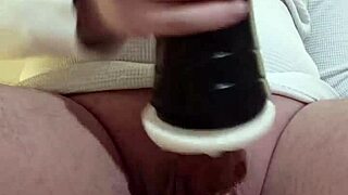 Fleshlight Fuck Close-Up Cumshot