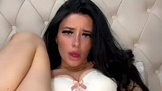 Slutty American Student Fingers Herself