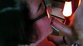 amateur bbw with big tits sucks thestonedfox's cock 😘