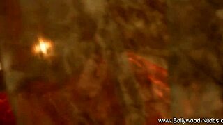 Lay Her Down This Beautiful Indian Mature MILF Brunette As She Dances Solo Amateurs