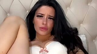 Slutty American Student Fingers Herself