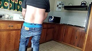 Quickie in the kitchen